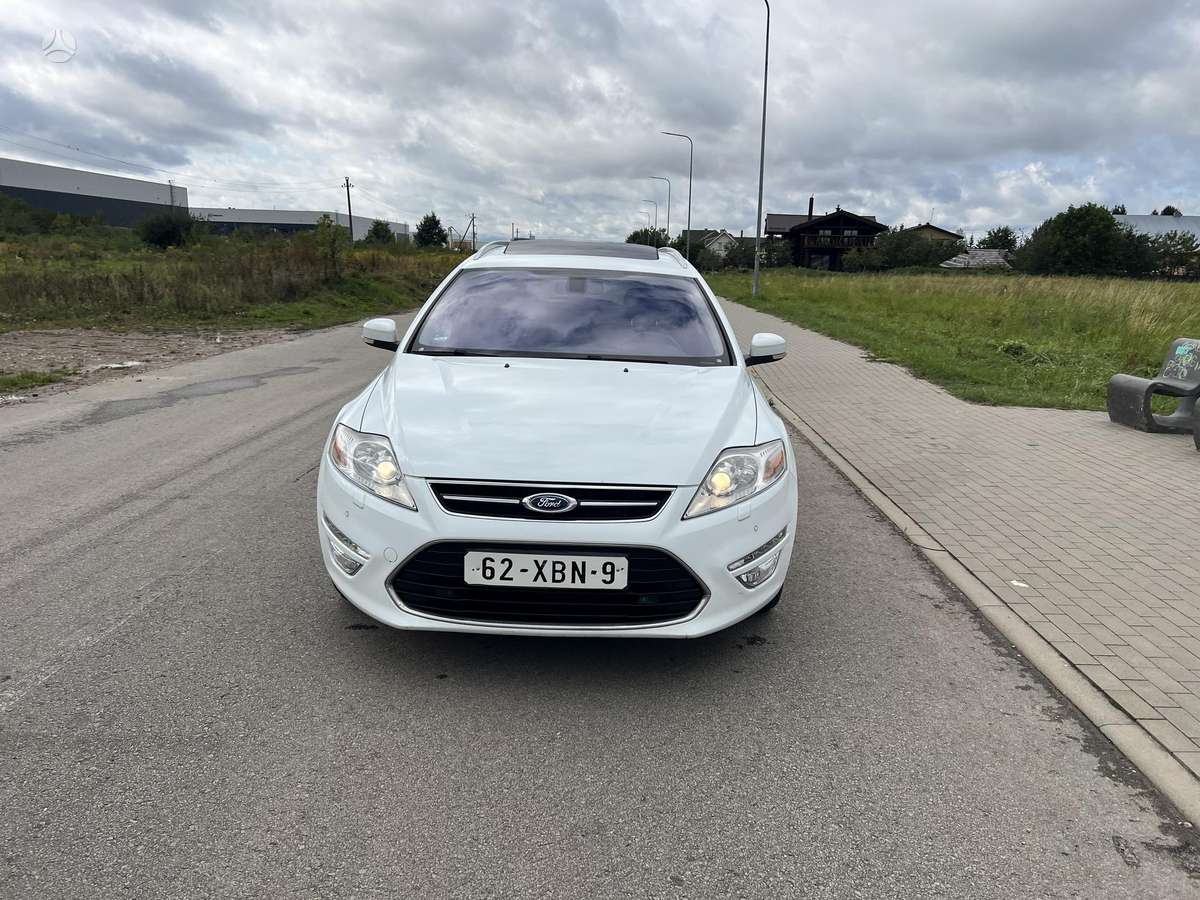 Ford Mondeo 2014 — photo 12
