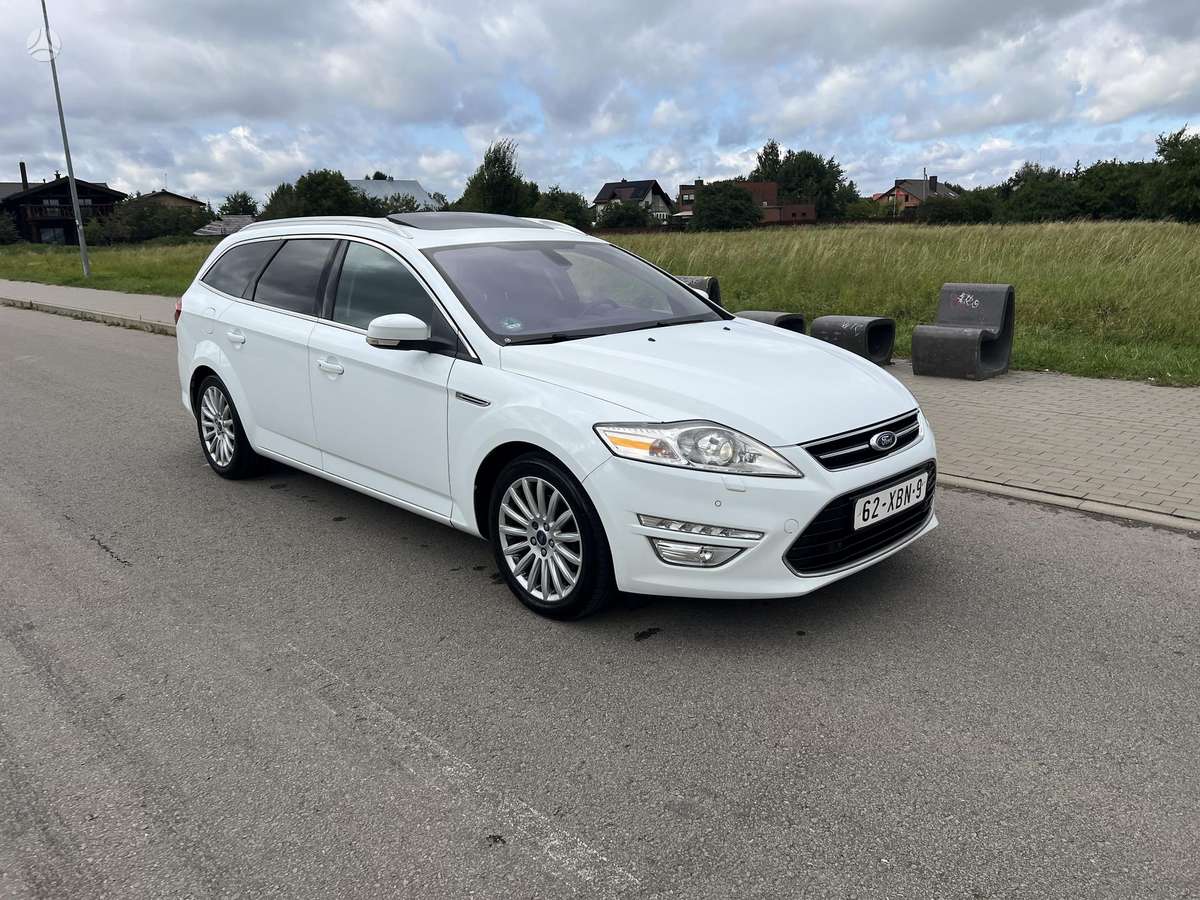 Ford Mondeo 2014 — photo 17