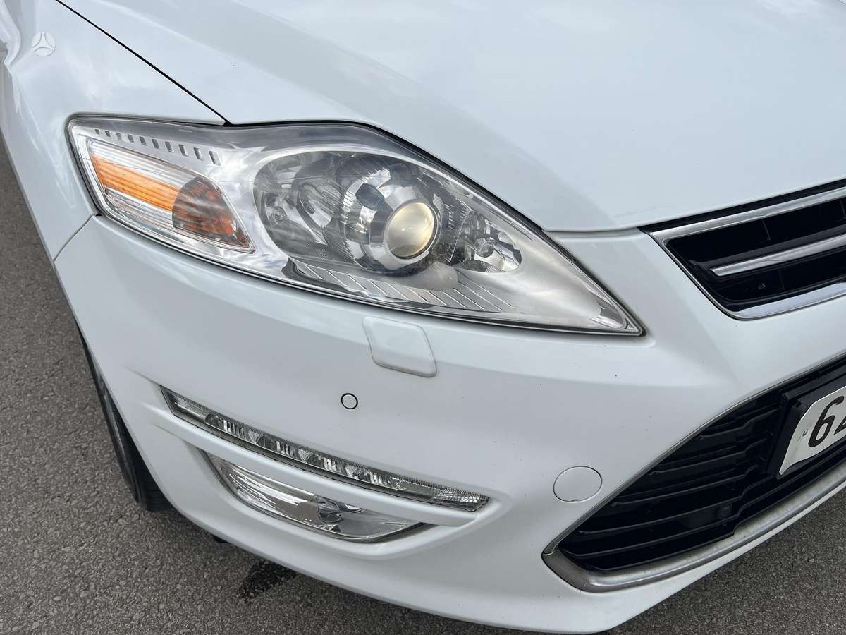 Ford Mondeo 2014 — photo 33