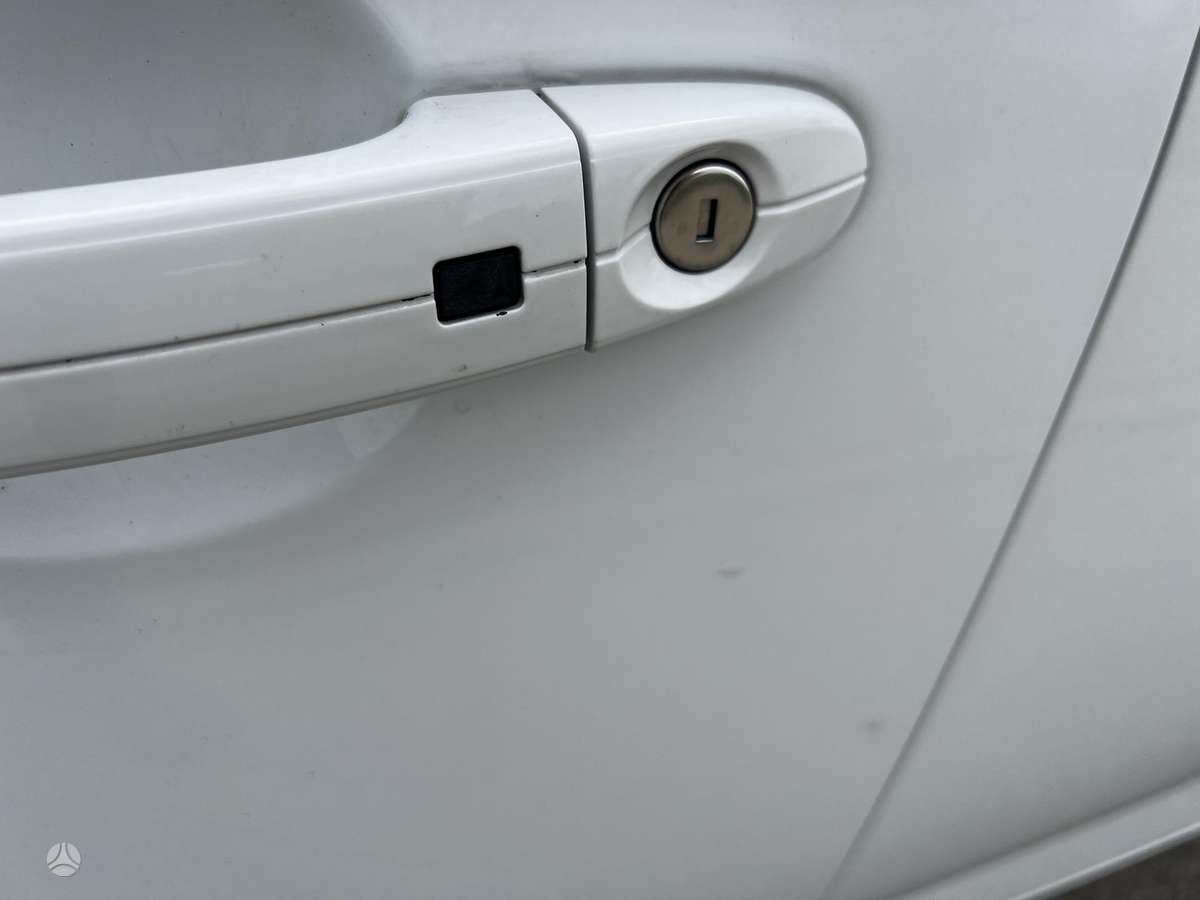 Ford Mondeo 2014 — photo 35