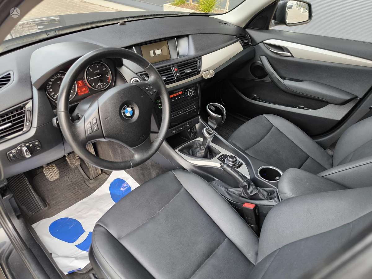 BMW X1 2014 — photo 11