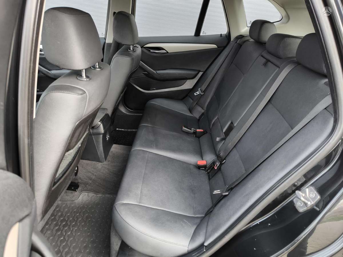 BMW X1 2014 — photo 13