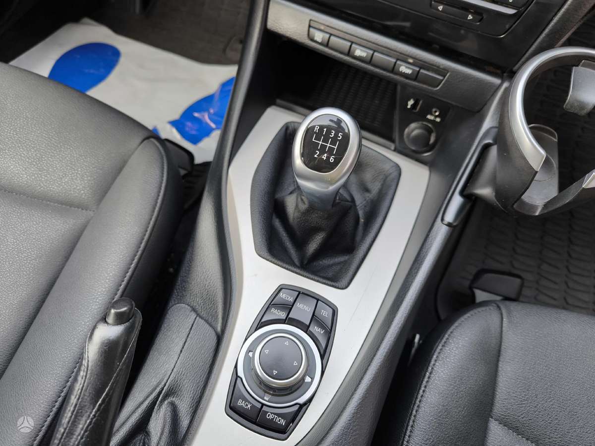 BMW X1 2014 — photo 17