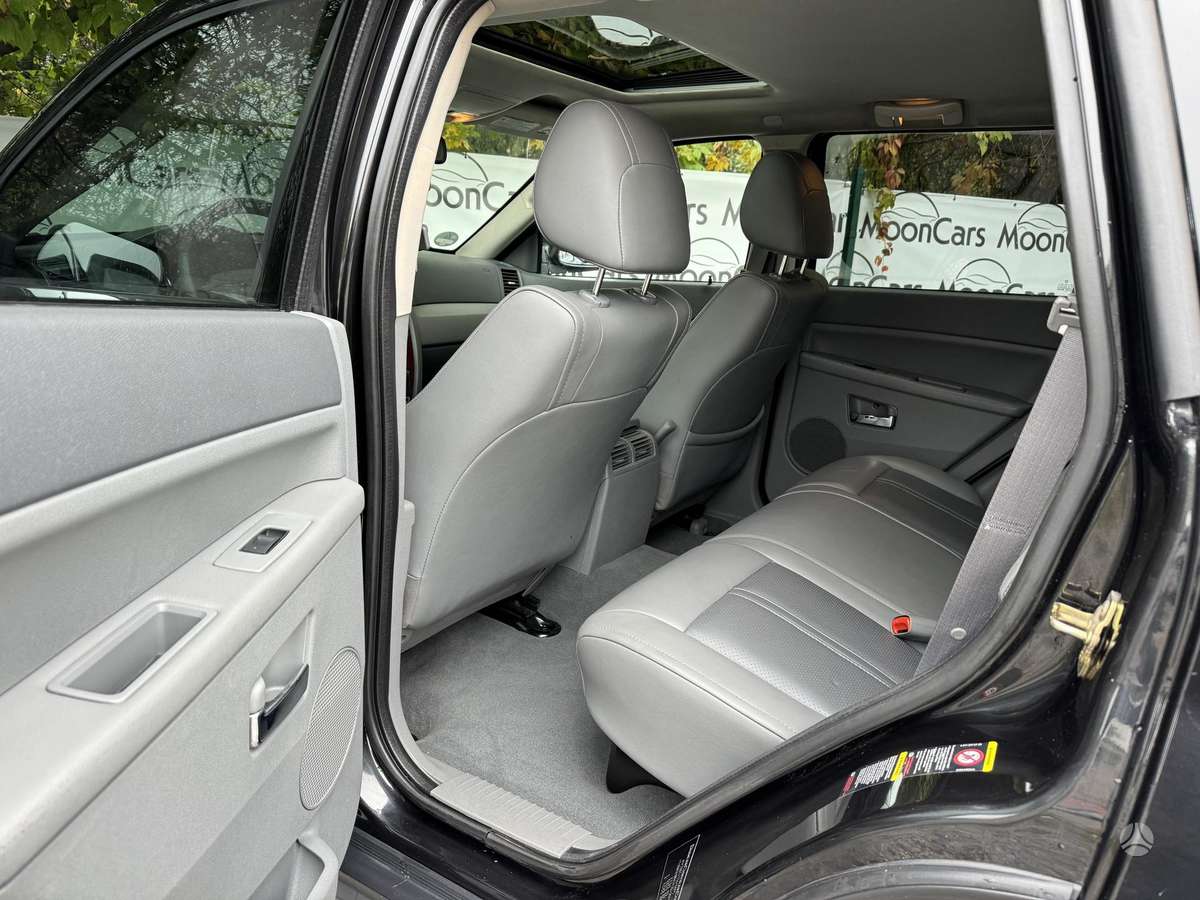 Jeep Grand 2006 — photo 14