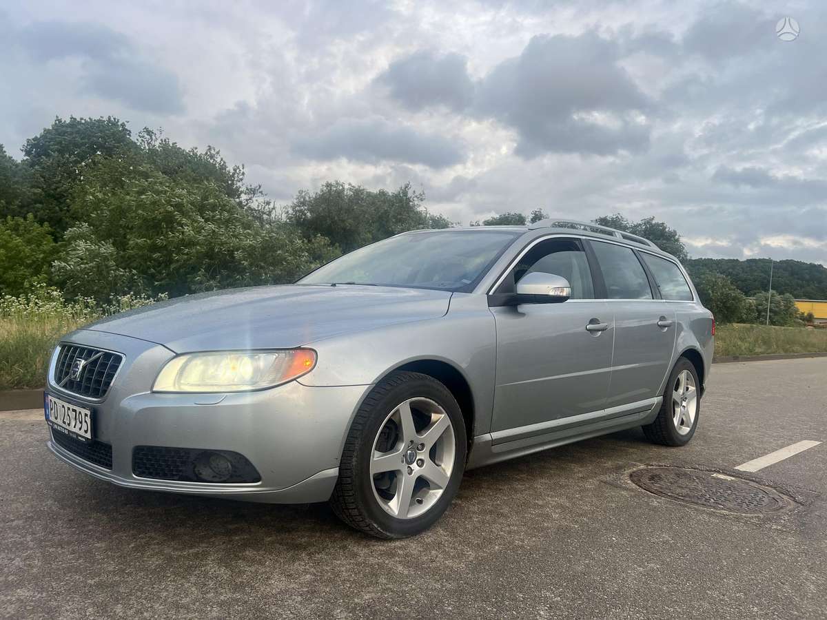 Volvo V70, 2008