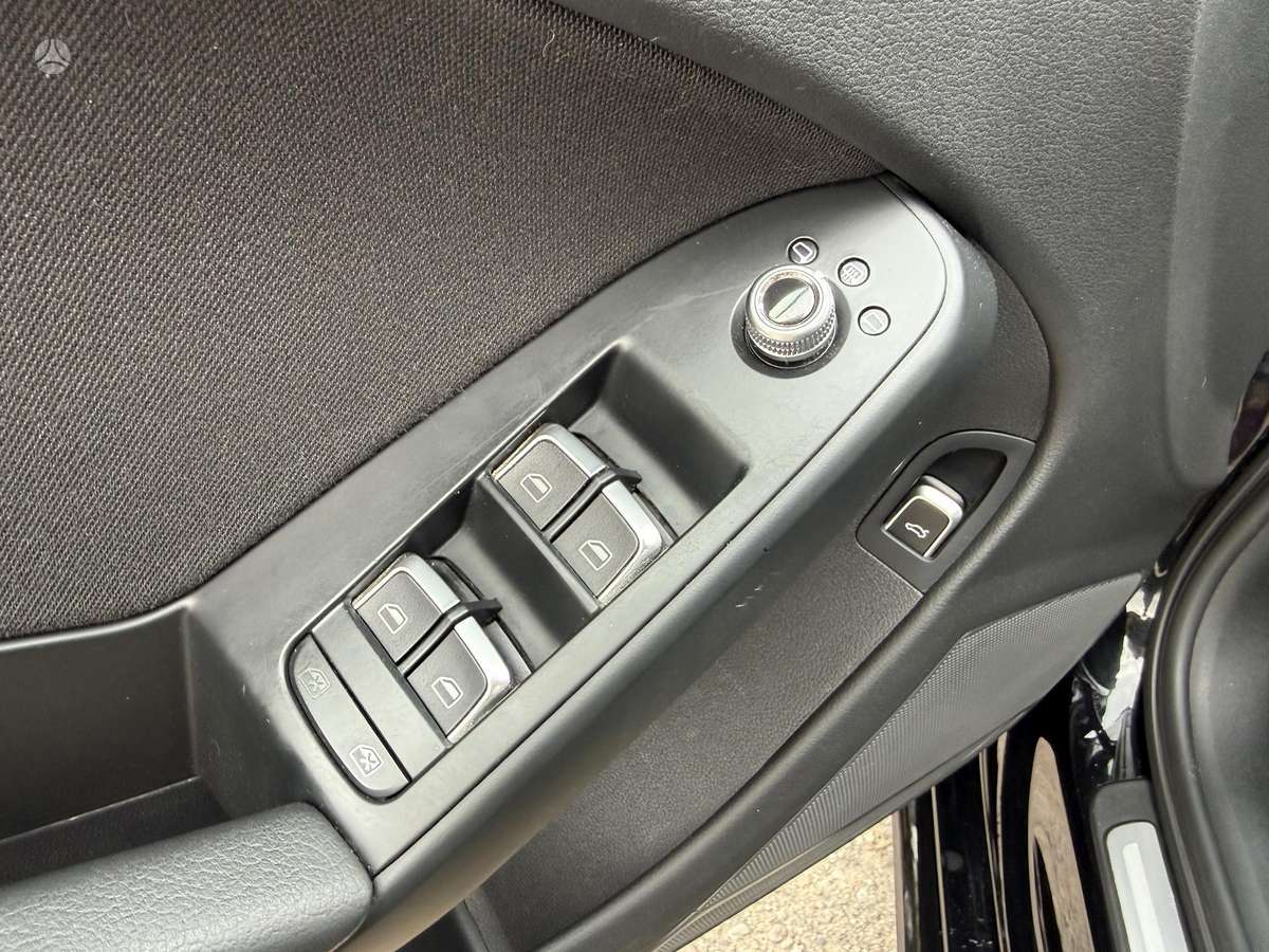 Audi A4 2015 — photo 11
