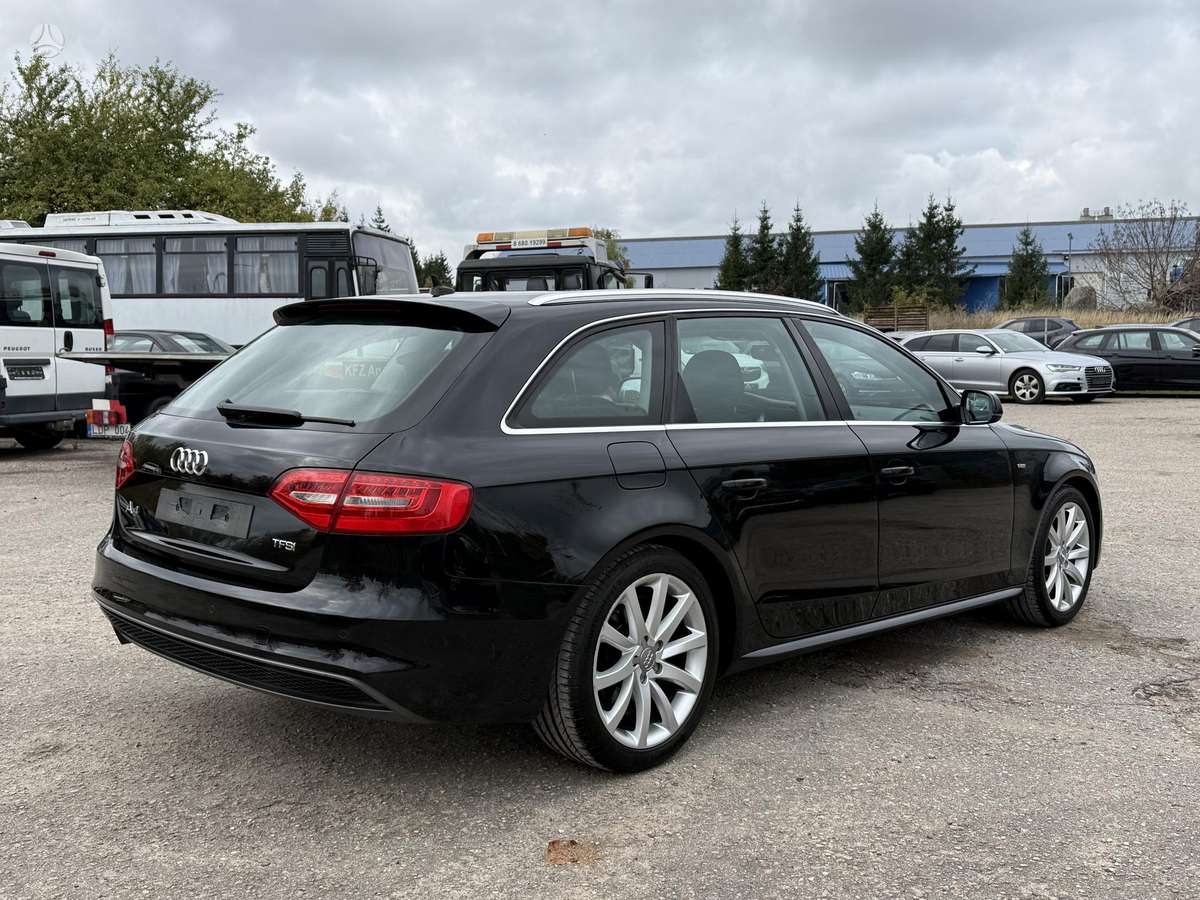Audi A4 2015 — interior