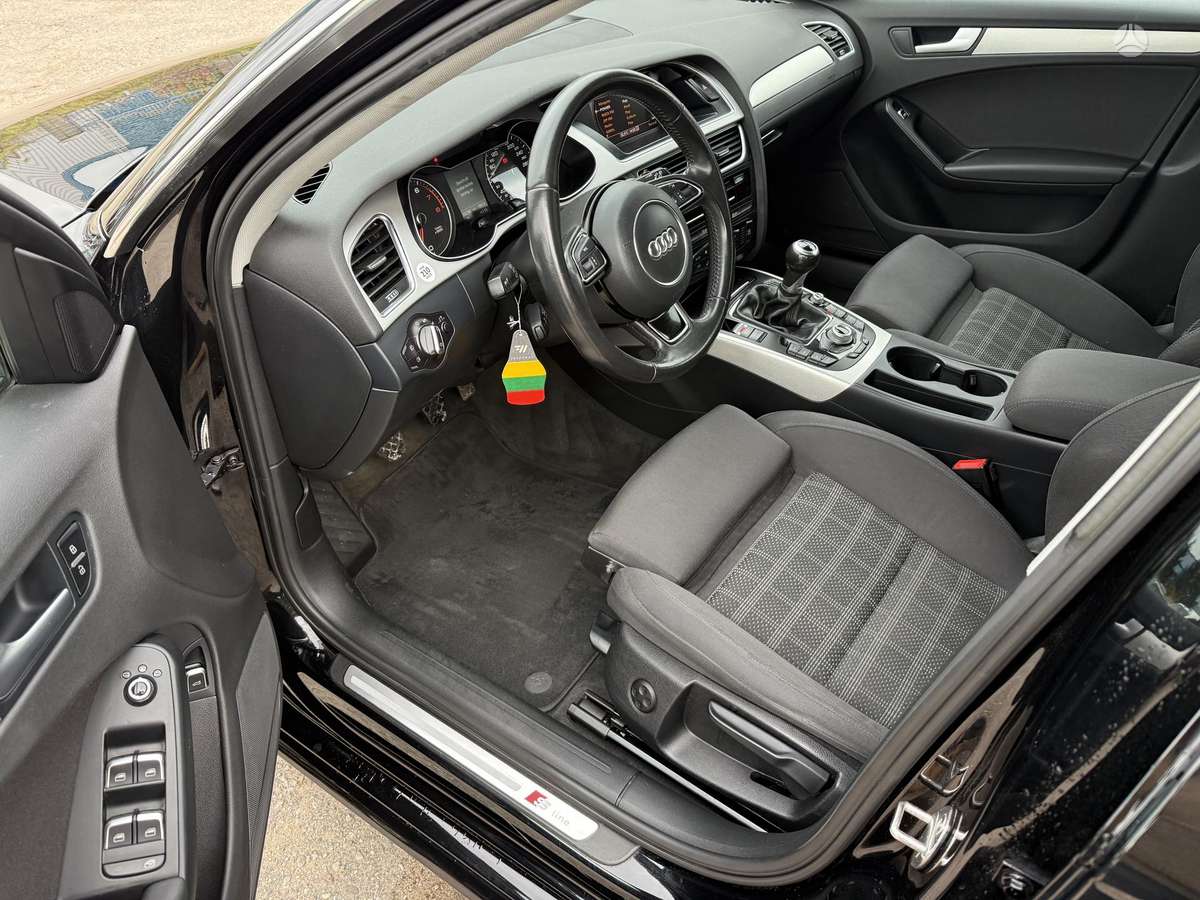 Audi A4 2015 — photo 5