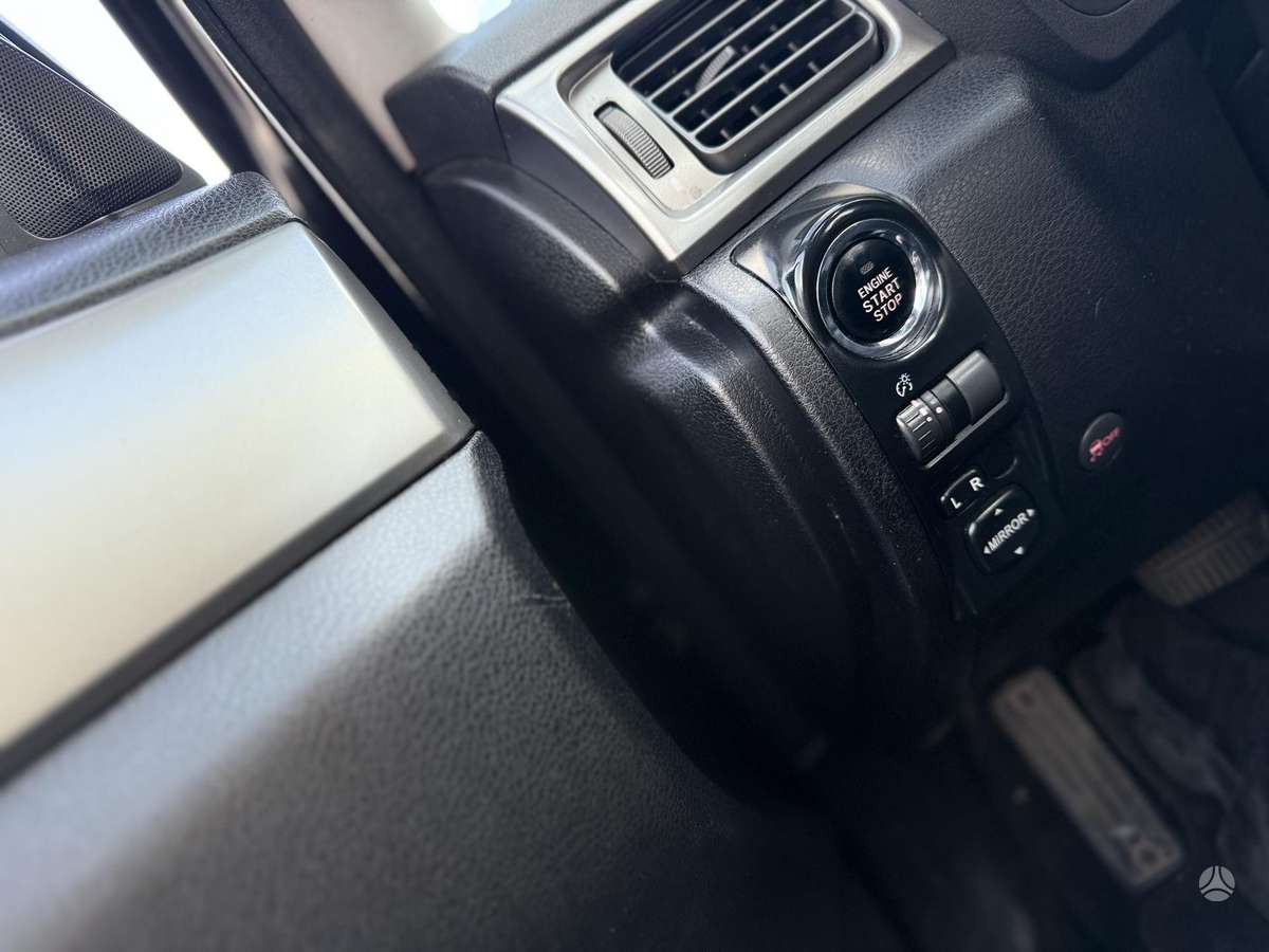 Subaru Forester 2008 — photo 25