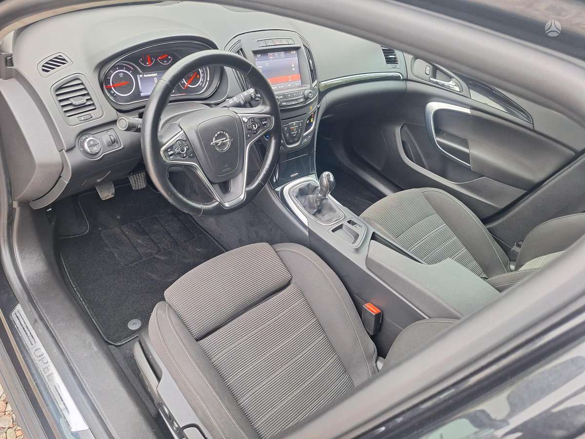Opel Insignia 2015 — photo 10
