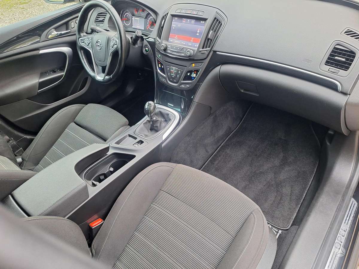 Opel Insignia 2015 — photo 12