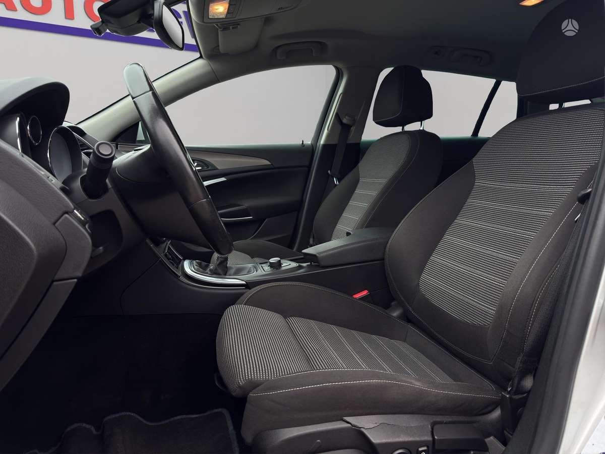 Opel Insignia 2010 — фото 14