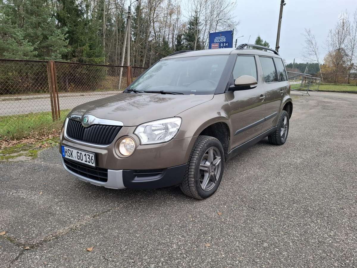 Skoda Yeti 2010 — rear view