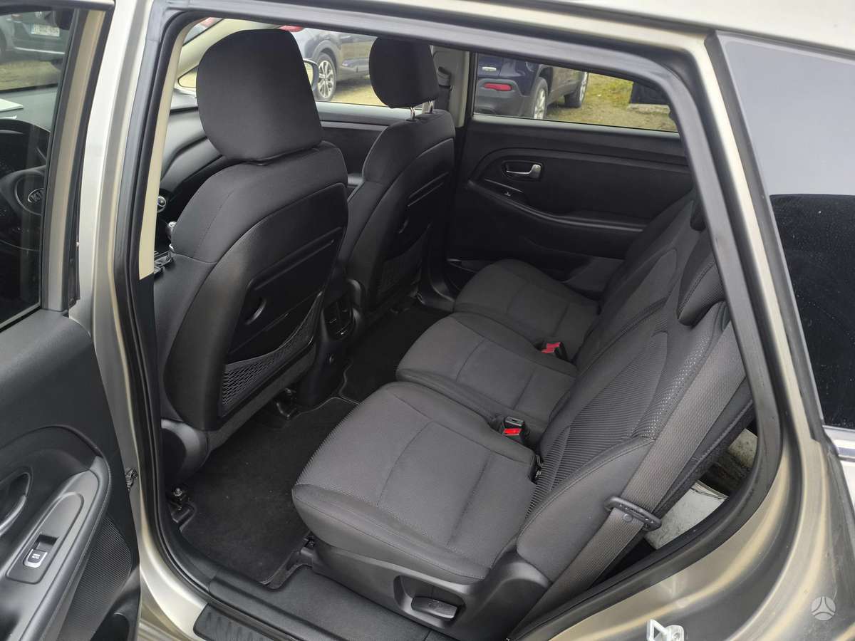 Kia Carens 2014 — фото 10