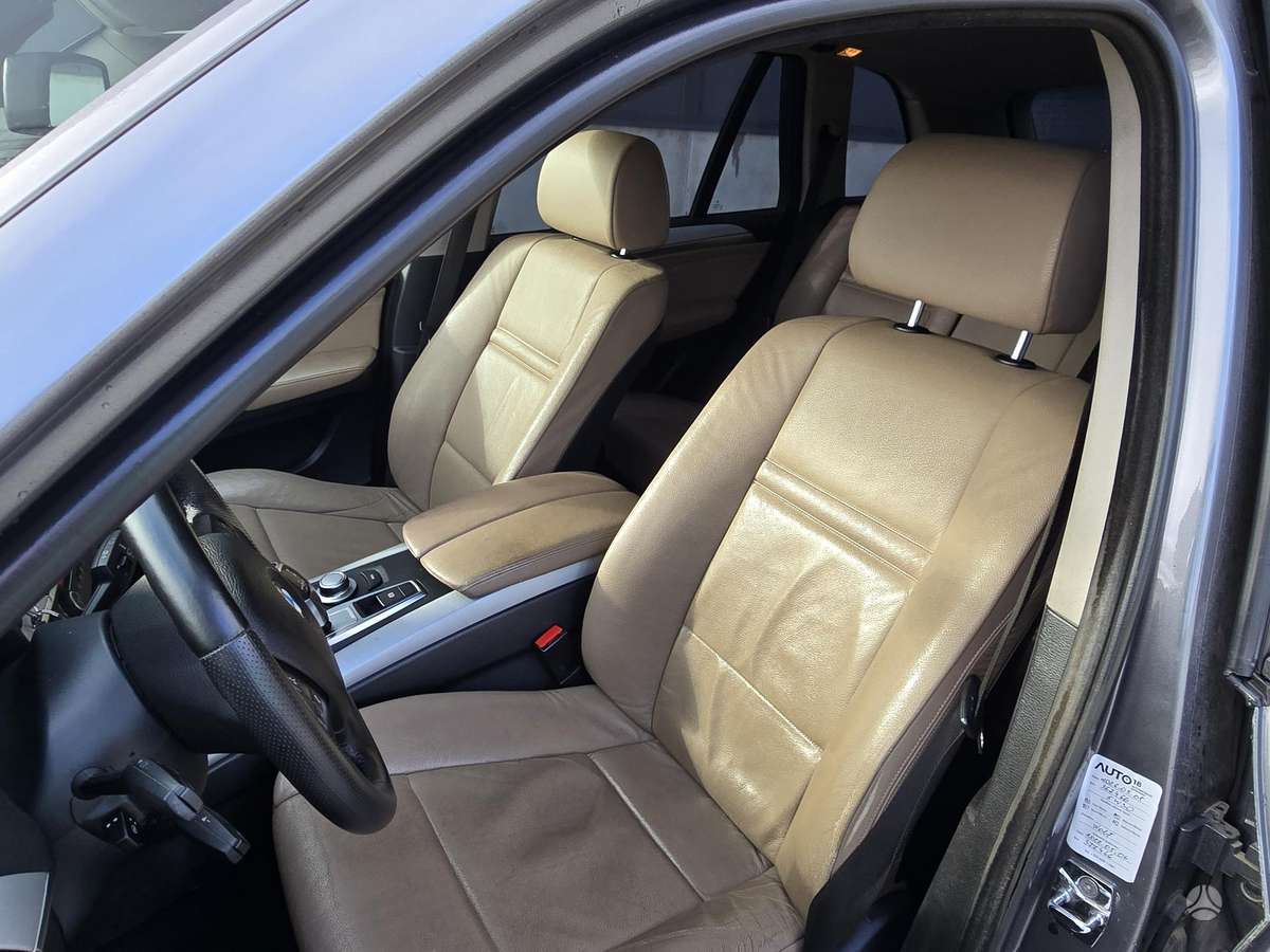 BMW X5 2007 — photo 11