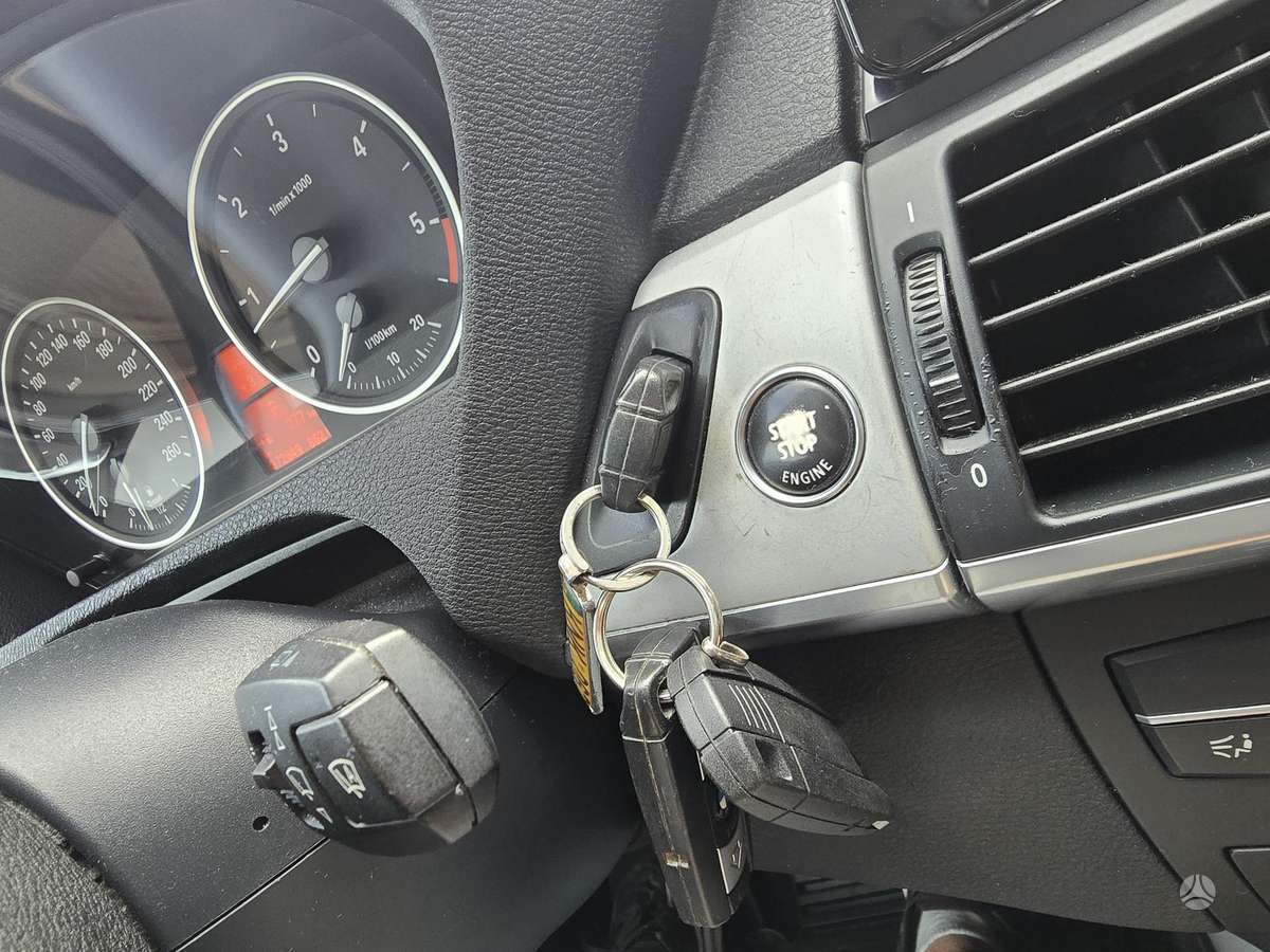 BMW X5 2007 — photo 17
