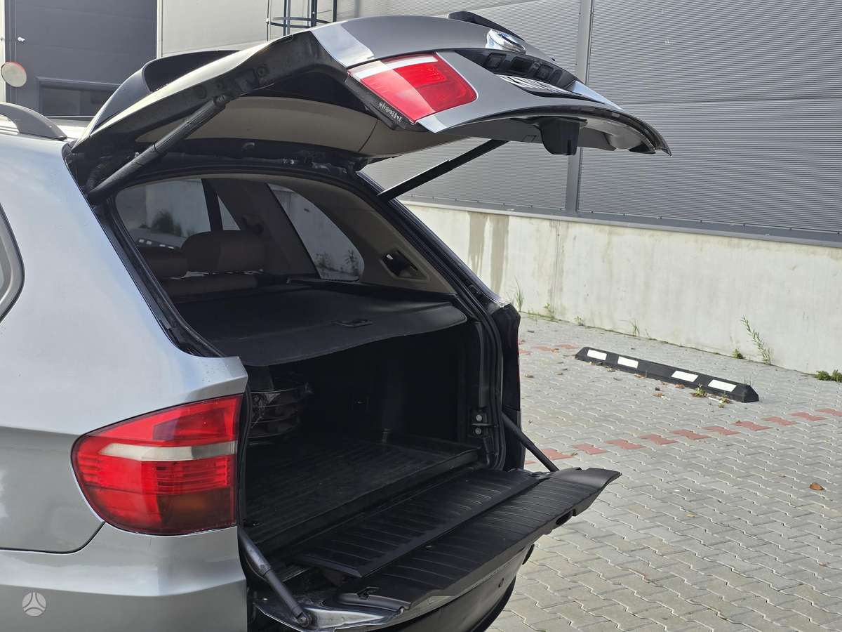 BMW X5 2007 — photo 7