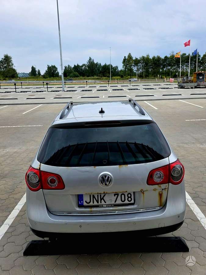 Volkswagen Passat 2008 — photo 16