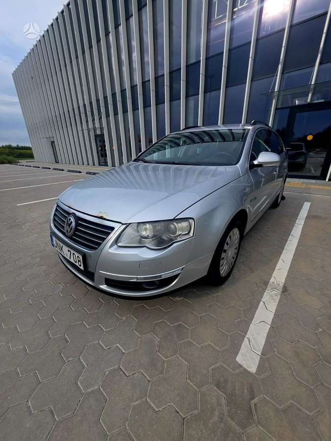 Volkswagen Passat 2008 — engine 1968 cm³, 140 HP (103kW)