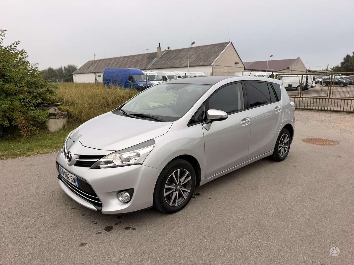 Toyota Verso, 2015