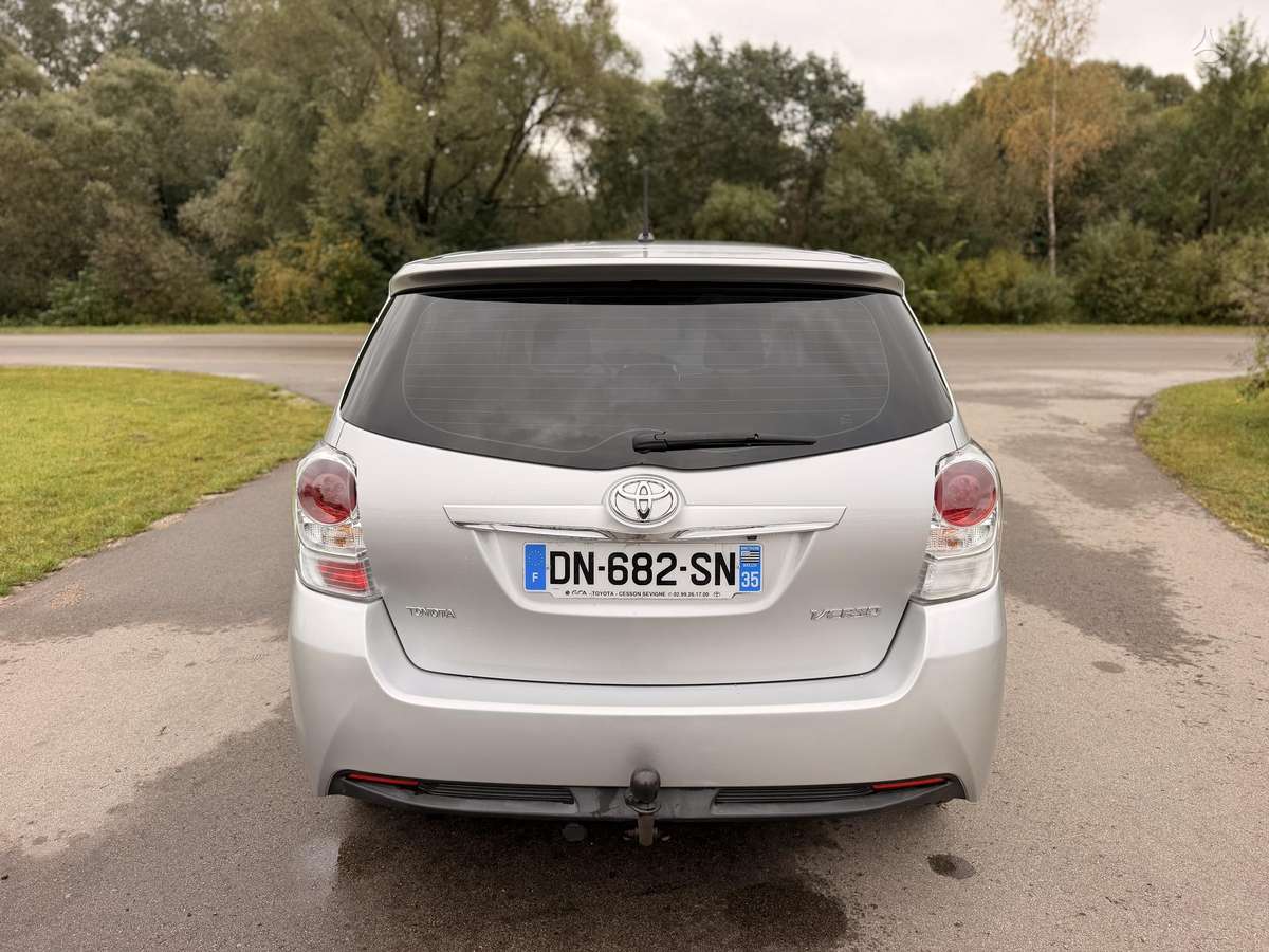 Toyota Verso 2015 — photo 6