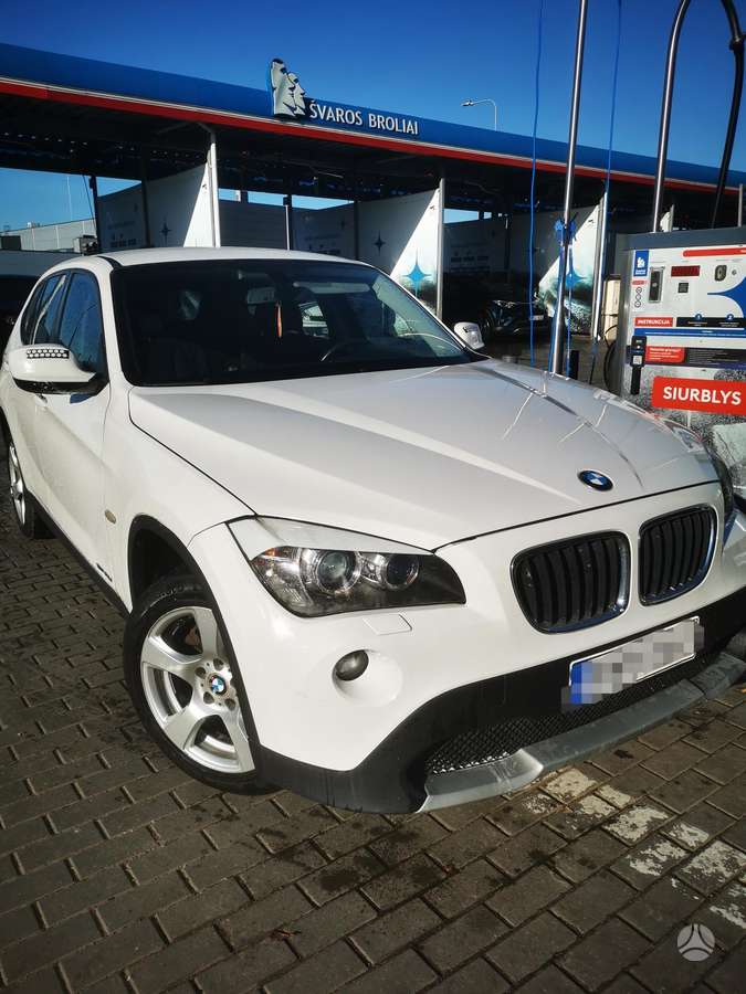 BMW X1 2012 — фото 5