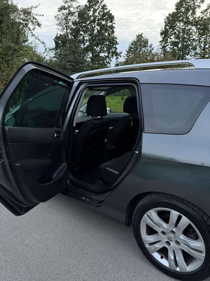 Peugeot 308 2012 — photo 20