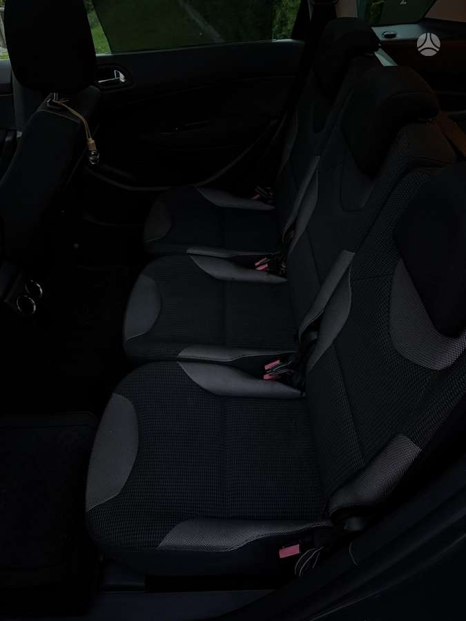 Peugeot 308 2012 — photo 23
