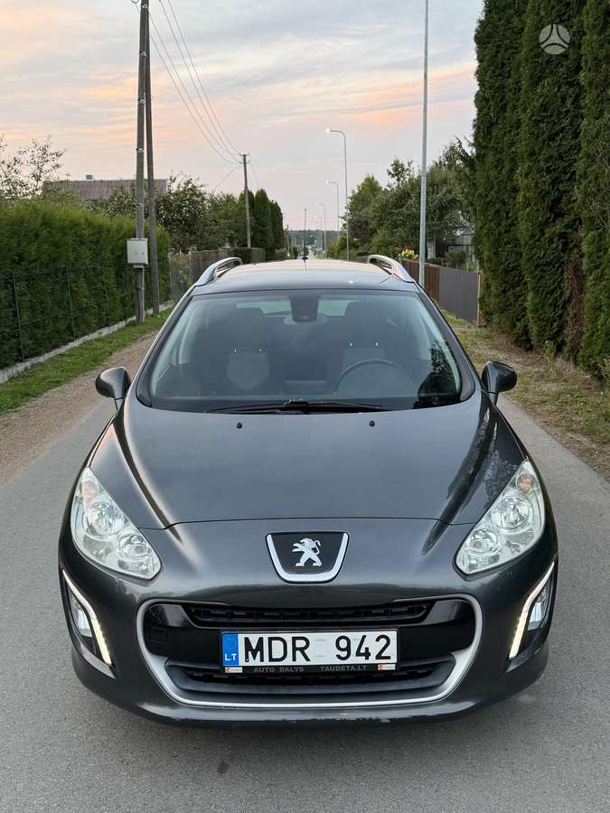 Peugeot 308 2012 — photo 6
