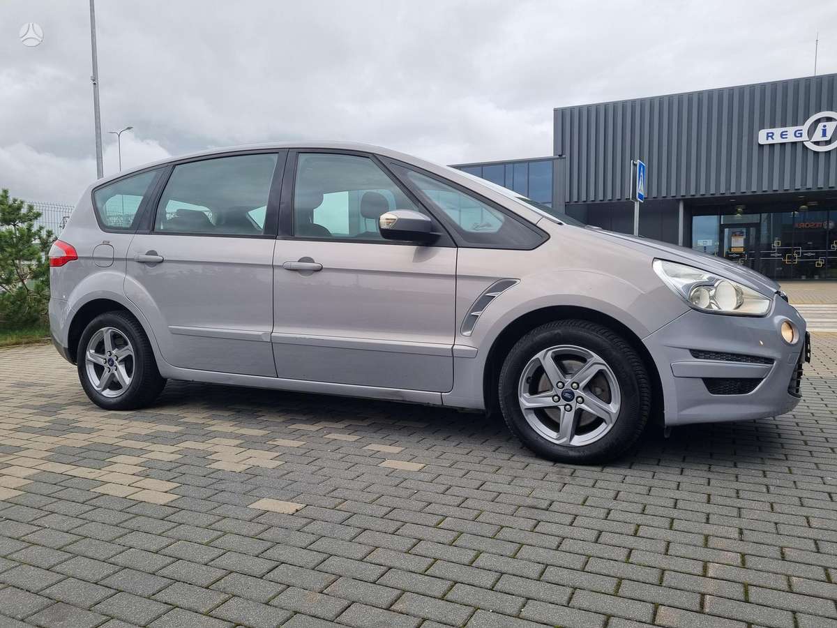 Ford S-MAX 2010 — photo 5