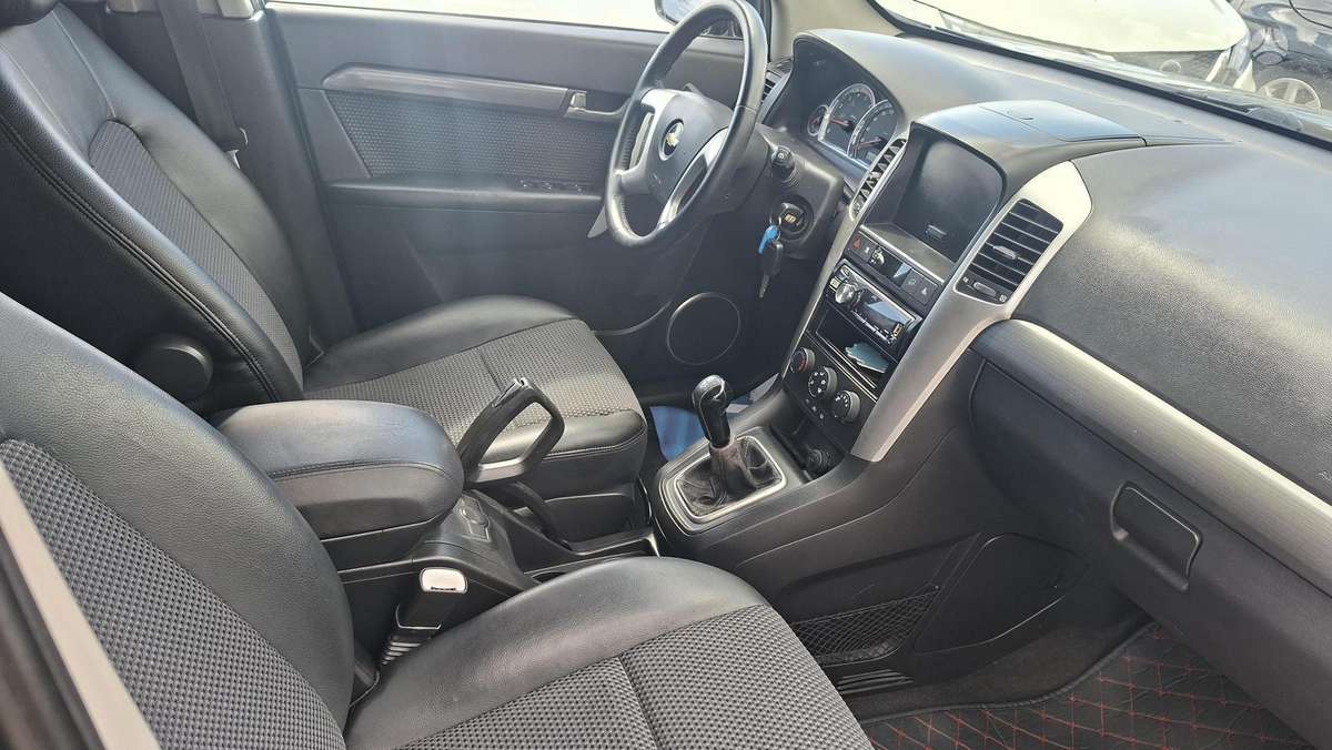 Chevrolet Captiva 2007 — photo 12