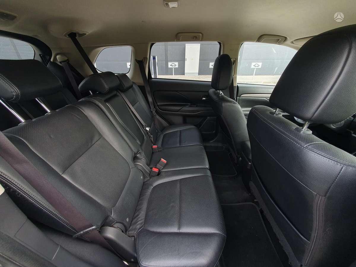 Mitsubishi Outlander 2013 — фото 15