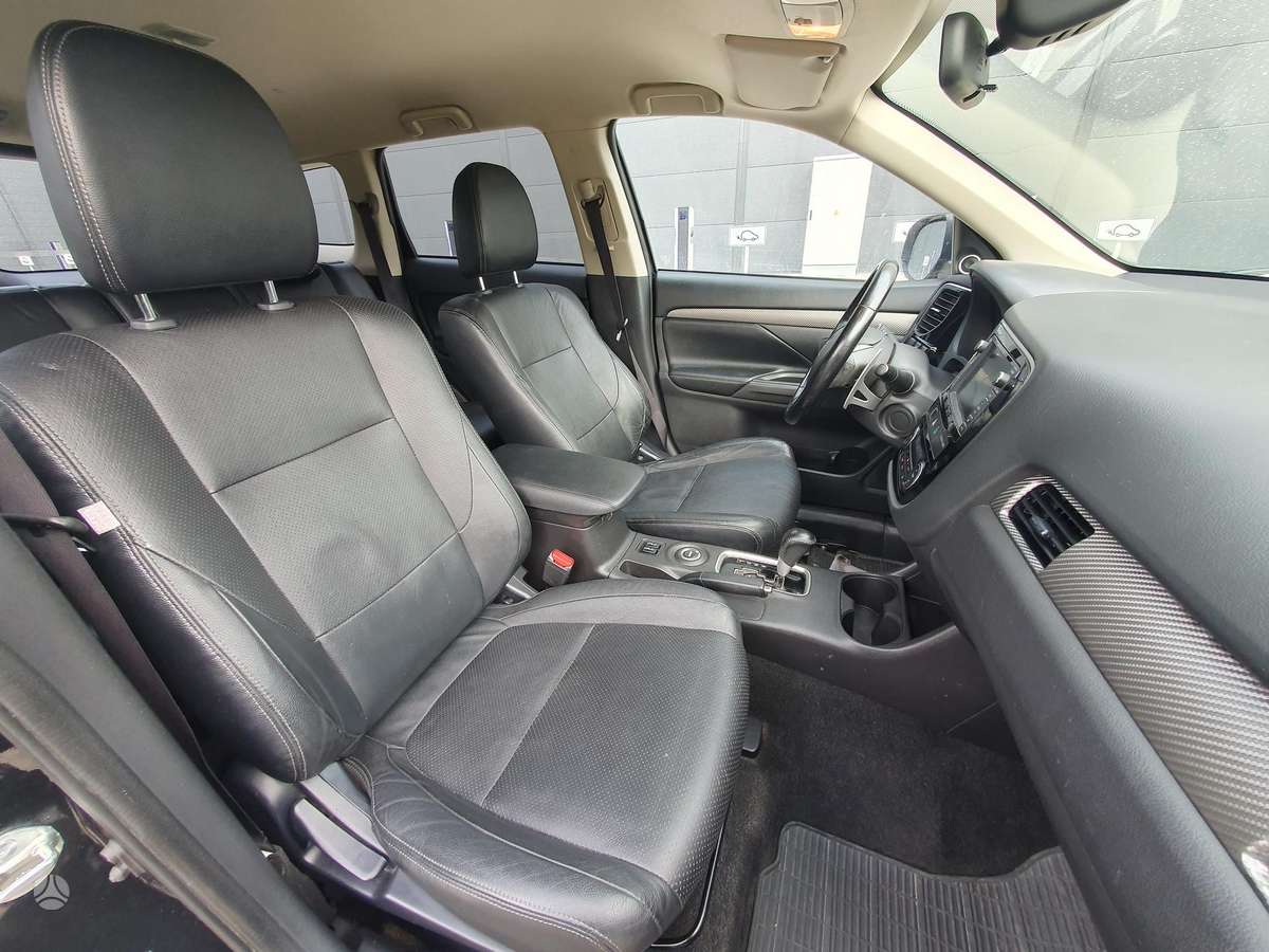 Mitsubishi Outlander 2013 — фото 17