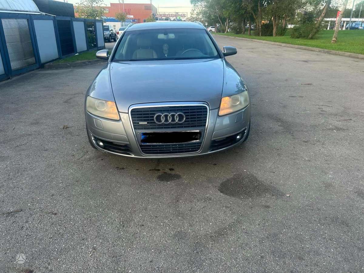 Audi A6 2005 — вигляд ззаду