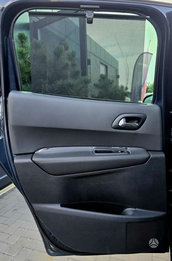 Peugeot 3008 2015 — photo 31