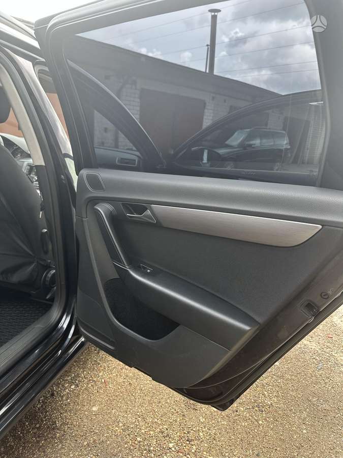 Volkswagen Passat 2013 — photo 11