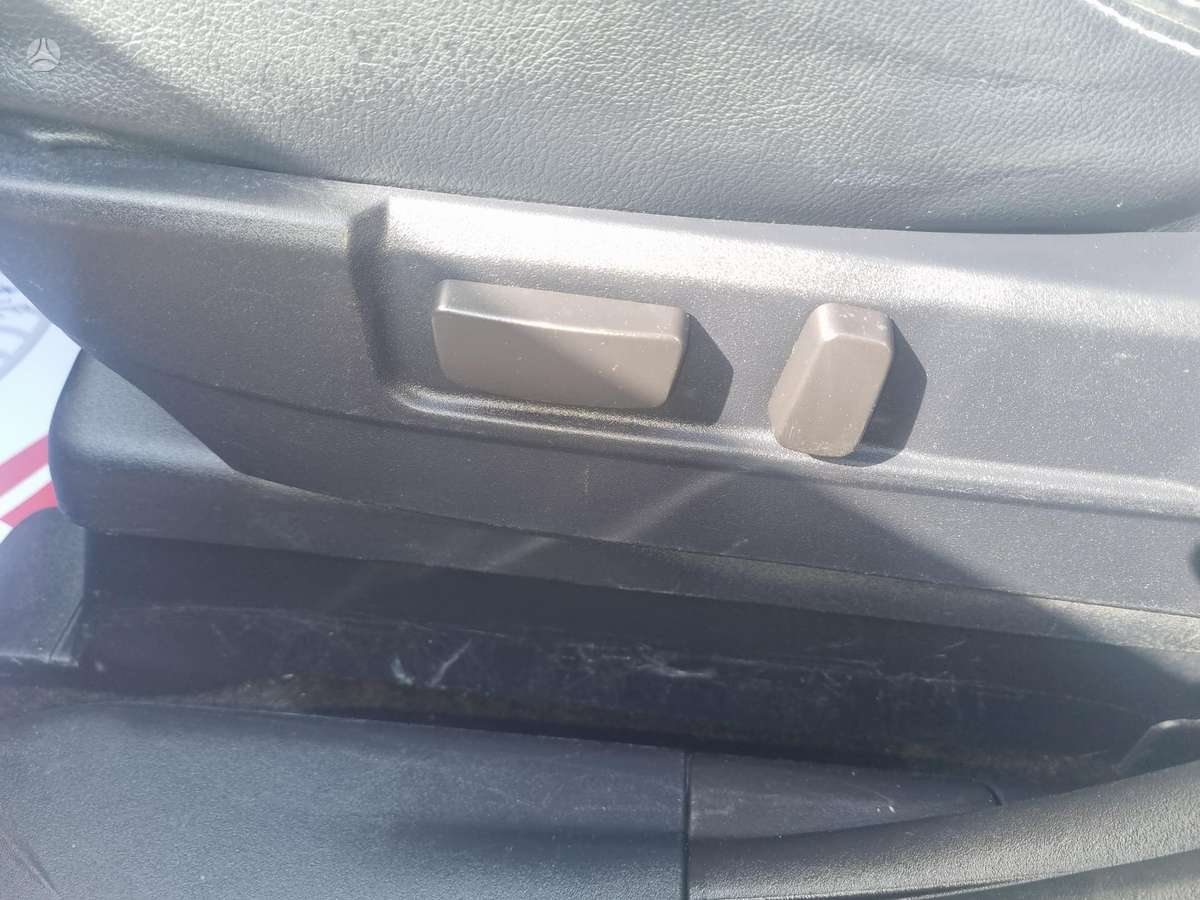 Peugeot 4007 2009 — photo 12