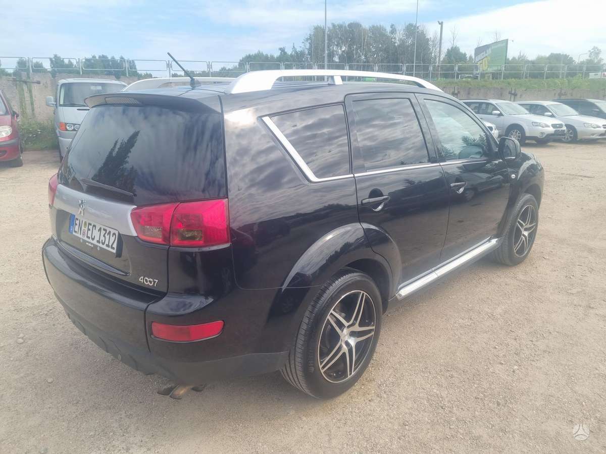 Peugeot 4007 2009 — photo 6