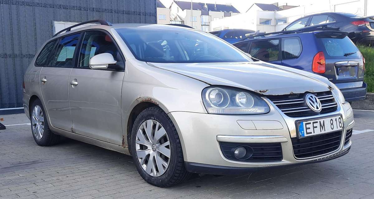 Volkswagen Golf 2008 — interior