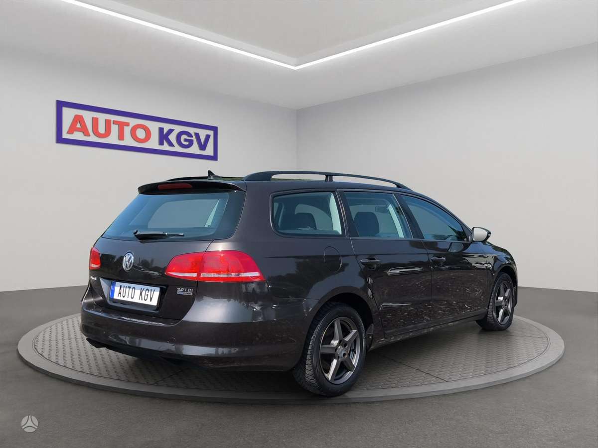 Volkswagen Passat 2012 — photo 5