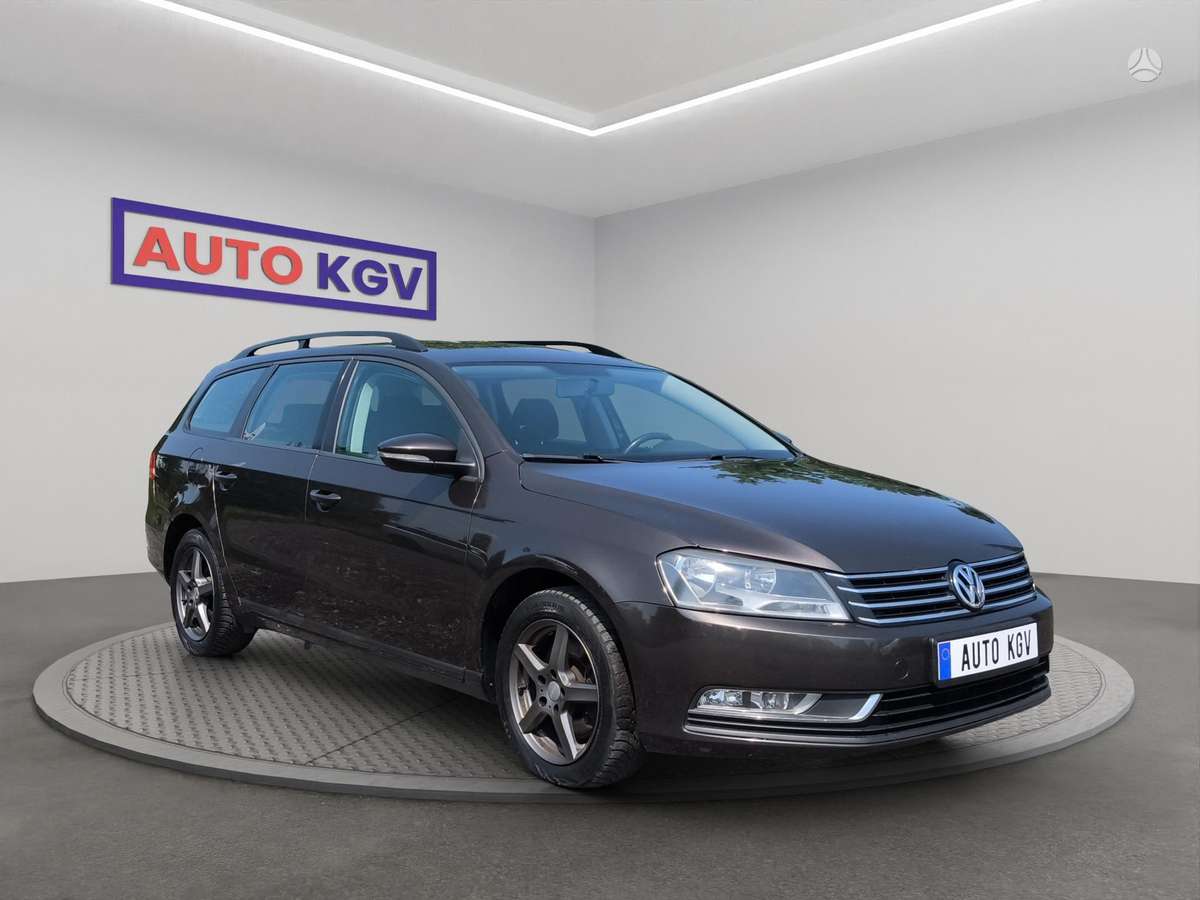 Volkswagen Passat 2012 — photo 7