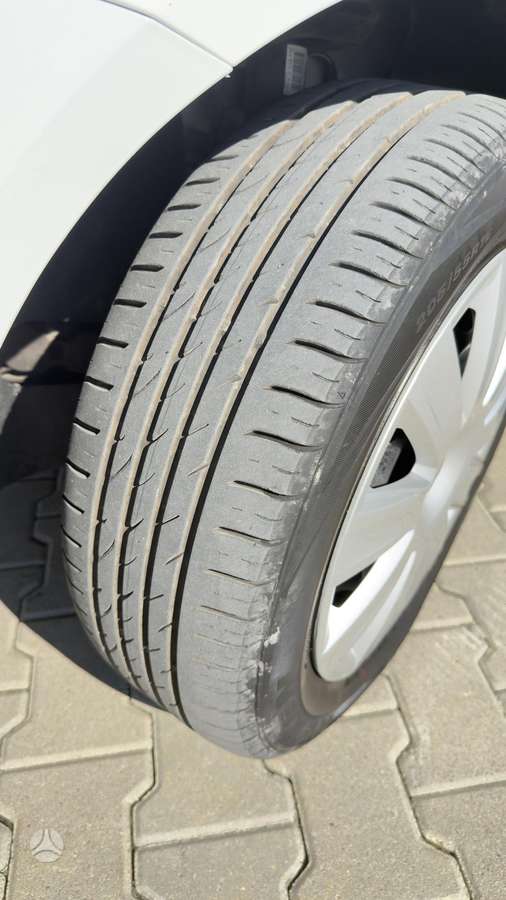 Volkswagen Touran 2013 — photo 12