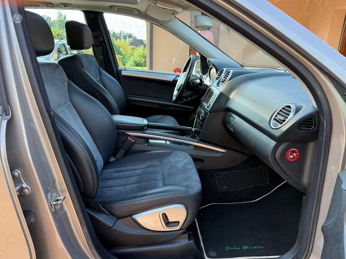Mercedes-Benz ML320 2006 — photo 15