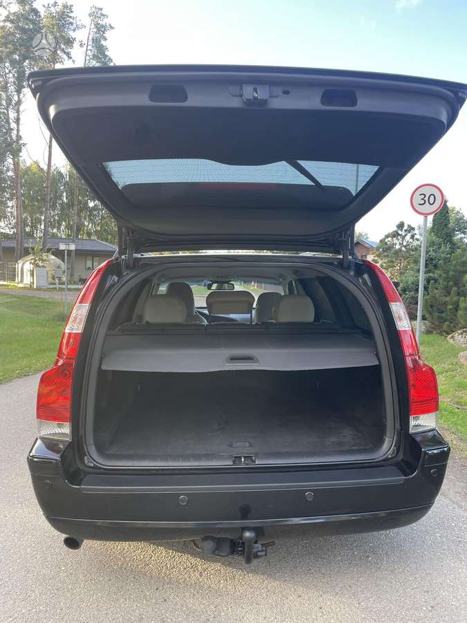Volvo V70 2007 — photo 10