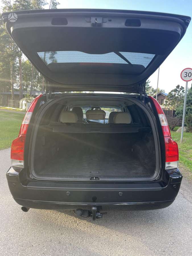 Volvo V70 2007 — photo 11