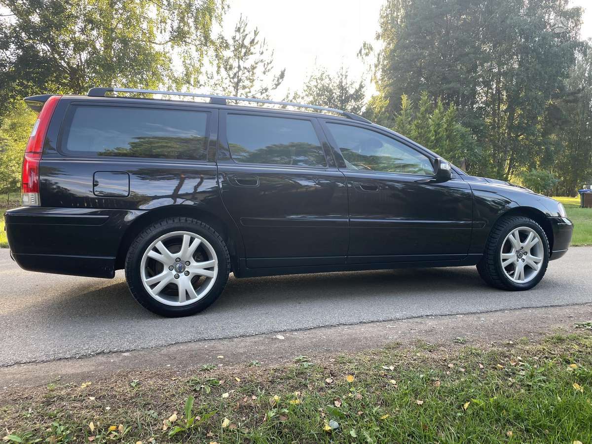 Volvo V70 2007 — photo 8