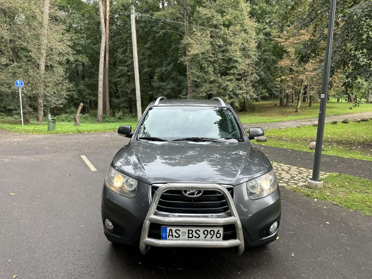 Hyundai Santa 2012 — двигун 2199 cm³, 197 HP (145kW)