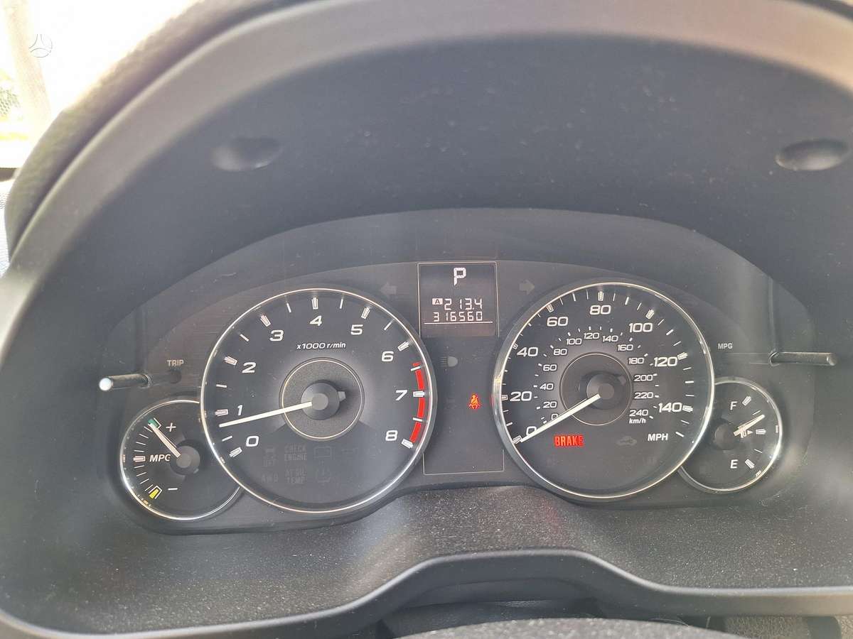 Subaru Outback 2011 — photo 14