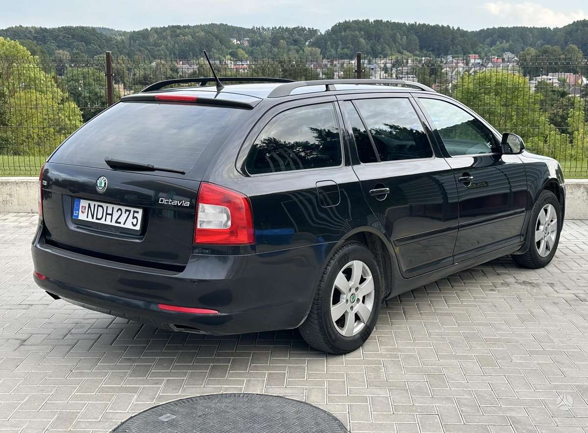 Skoda Octavia 2011 — photo 6
