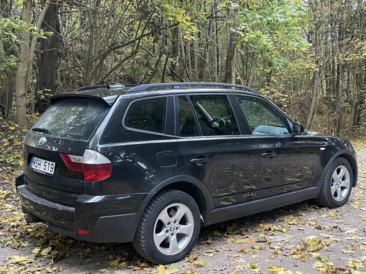 BMW X3 2008 — interior